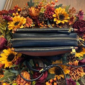 FOSSIL black & brown small leather crossbody bag